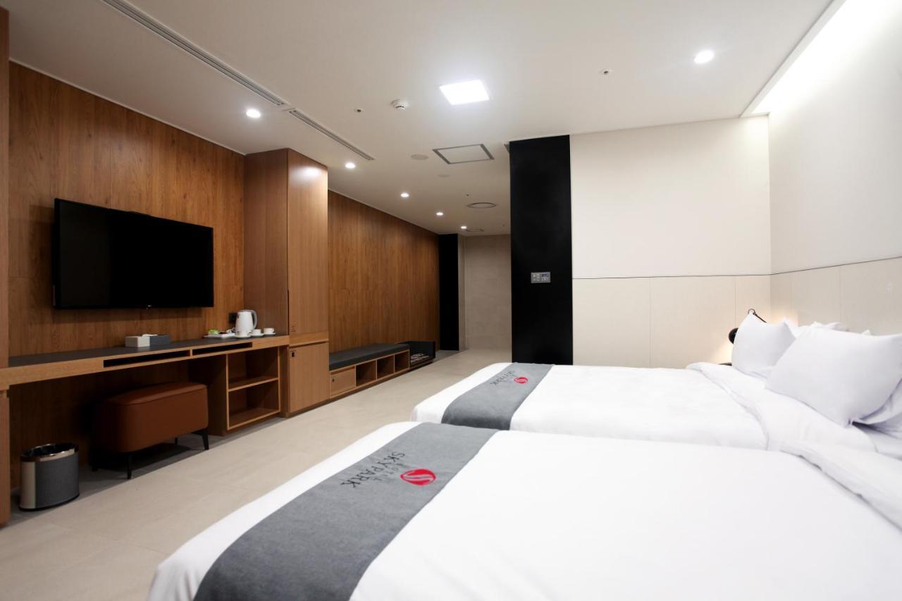 Hotel Skypark Daejeonⅰ Zewnętrze zdjęcie